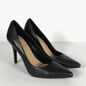 Nine West Black Leather Pointed Toe Pumps Womens 7M Classic Stiletto Heels